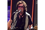 Glenn Hughes tour postponed after double knee replacement - Glenn Hughes has postponed his U.S. tour from March to August after undergoing a double knee &hellip;