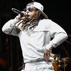 Lil Wayne storms off stage in Italy