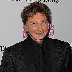 Barry Manilow heart attack story dismissed by representative