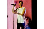 Louis Tomlinson &#039;wants to bring up baby in UK&#039; - Louis Tomlinson is said to be keen for his baby to be raised in the UK.The One Direction heartthrob &hellip;
