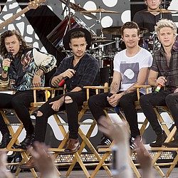 One Direction explain dressing room feud rumours
