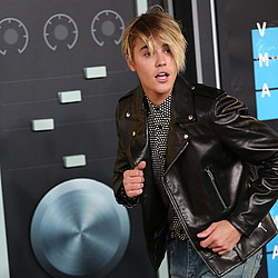 Justin Bieber: Ronda Rousey, I&#039;m sorry for upsetting you, forgive me!