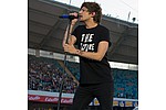 Louis Tomlinson: Why throw things at us? - Louis Tomlinson would love to ask some One Direction fans why they decide to launch hard objects at &hellip;