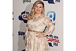 Kelly Clarkson: I’m having a boy! - Singer Kelly Clarkson has confirmed she is expecting a baby boy.The 33 year old announced she was &hellip;