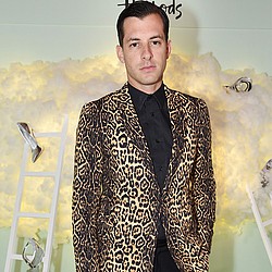 Mark Ronson ‘going all out for 40th’