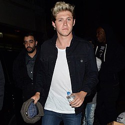 Niall Horan &#039;croons to crowd in Miami&#039;