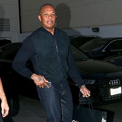 Dr. Dre to give back to Compton