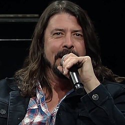Dave Grohl returns to the stage for July 4th