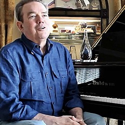 Jimmy Webb pens touching letter to Glen Campbell