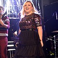 Kelly Clarkson: River&#039;s a hockey fan - Kelly Clarkson&#039;s daughter is growing into a little ice hockey fan.The 32-year-old singer and her &hellip;
