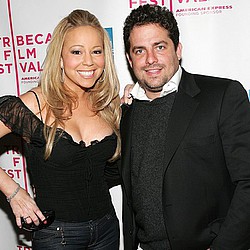 Mariah Carey ‘dating director’