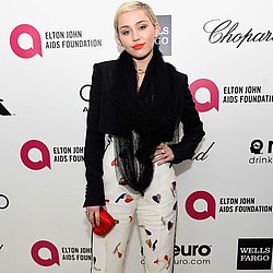 Miley Cyrus &#039;ready to elope&#039;