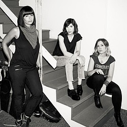 Sleater-Kinney play first show in nine years