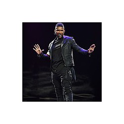 Usher: I&#039;m too old to get naked
