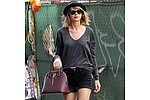 Taylor Swift: Ian McKellen is lord of my apartment - Taylor Swift agreed on her new apartment when she saw Gandalf sitting &quot;in his pyjamas&quot; in &hellip;
