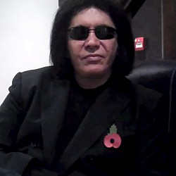 Gene Simmons: Immigrants Need to &#039;learn to speak goddamn English&#039;