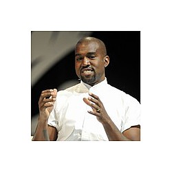 Kanye West &#039;wants 007 theme&#039;