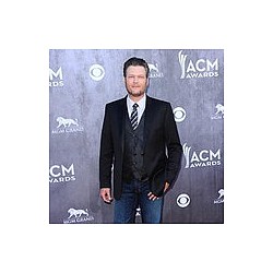 Blake Shelton: Cats are sneaky