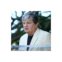 Phil Everly has died