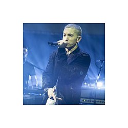 Eminem &#039;wants Bieber to seek help&#039;