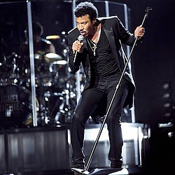 Lionel Richie announces UK greatest hits tour