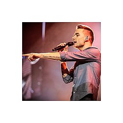 Liam Payne &#039;fire hero&#039;