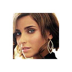 Nelly Furtado &#039;Parking Lot&#039; AOL music sessions