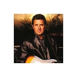 Vince Gill named BMI Country Icon of 2014
