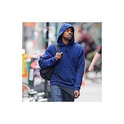 Kanye West &#039;sent prince clothes&#039;
