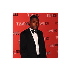 Frank Ocean offers relationship advice