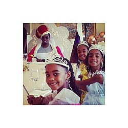 P. Diddy throws royal kids&#039; party