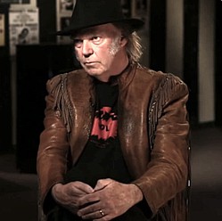 Neil Young plays &#039;Red Sun&#039; in London