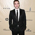 Robert Pattinson writing break-up music - Robert Pattinson is reportedly strumming his pain away.The 27-year-old British actor has suffered &hellip;