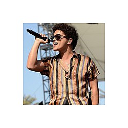 Bruno Mars thanks fans