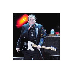Meat Loaf: I&#039;m jealous of Springsteen