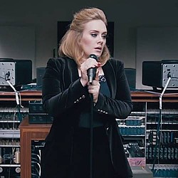 Adele wins Oscar for Best Original Song