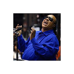 Stevie Wonder donates 100k to sick girl