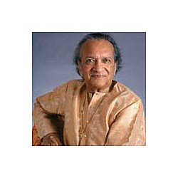 Ravi Shankar dies at 92