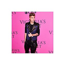 Justin Bieber ‘wants Gomez back’