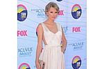 Taylor Swift: Mayer is presumptuous - Taylor Swift says John Mayer is &quot;presumptuous&quot; for thinking one of her songs is about him.The pair &hellip;