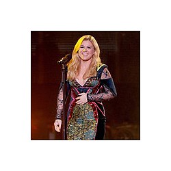 Kelly Clarkson: I’m no bridezilla