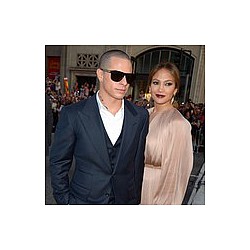 Jennifer Lopez ‘needs time out from Casper’