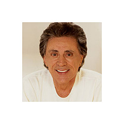 Frankie Valli &amp; the Four Seasons to play broadway for 50th