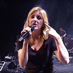 Ellie Goulding finds success second time around