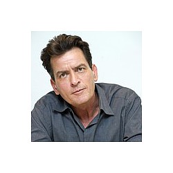 Charlie Sheen ‘tweeted during sex’