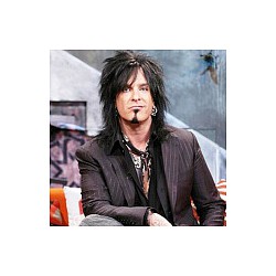 Nikki Sixx to throw first ceremonial pitch for Los Angeles Dodgers