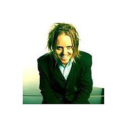 Tim Minchin brings comedy back to the Eden Sessions