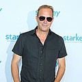 Kevin Costner emotional at Whitney funeral - Kevin Costner has choked back tears while paying tribute to Whitney Houston at her funeral.The &hellip;