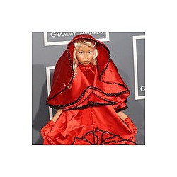 Nicki Minaj stuns at Grammys