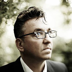 Richard Hawley to release new album &#039;Standing At The Sky&#039;s Edge&#039;